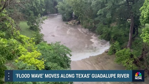 Massive 'flood wave' moves along Texas' Guadalupe River