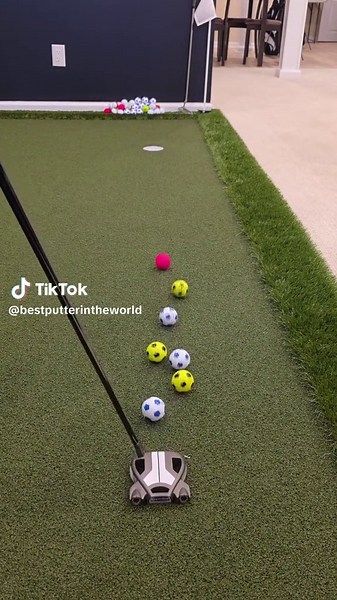 7 balls, 1 putter strike... Watch the pink ball at the end! 🤯⛳️ No long lectures. Just pure rolls. Check out the link in my bio to see my full setup! 🔗👇 #golf #putting #trickshot #oddlysatisfying #pureroll @TaylorMade Golf @Callaway @Carl’s Golfland @golfgalaxy @House of Highlights @ziregolf @RORY