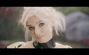 [新单MV]Poppy - Concrete (Official Music Video)