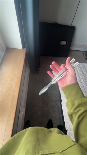 #balisong | Balisong Tricks