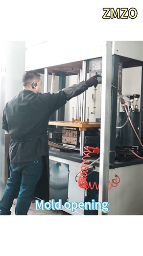 Core shooting machine operation process