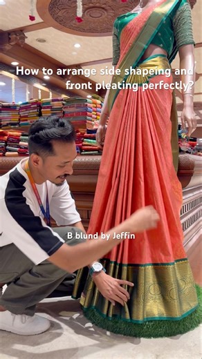 How to arrange side shapeing and front pleating perfectly? #saree #drape #draping #saree