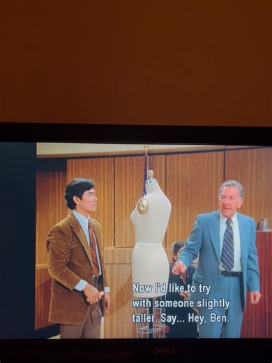 Jack Klugman as Dr. Quincy presens evidence including a theory in a courthouse to help catch a criminal while prove a person's innocence in Quincy ME. #jackklugman #quincyme #tvshowclips #presentingevidence #tvshow #provingsomeoneinnocent