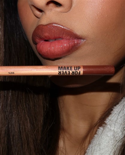 Lip Combo Creativo con Cosmic Artist da Makeup Forever