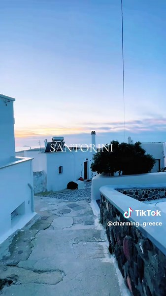 Part 98| Walking tour of Pyrgos village🚶🚶‍♀️#greece🇬🇷📍 #santorinigreece #pyrgoskalisti