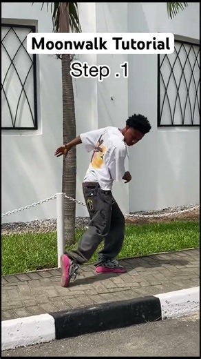 Moon walk tutorial made easy #remix #funk #moonwalk #airwalk #slickback #tutorial #shorts