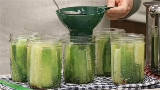 How to fill jars for canning