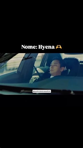 Asia Doramas on Instagram: "Nome: Hyena (2020), é um dorama sul-coreano sobre dois advogados ferozmente competitivos, Jung Geum-Ja (a "hiena") e Yoon Hee-Jae, que trabalham para a elite rica, cruzando limites da lei e ética com instintos de sobrevivência selvagens, explorando rivalidades e um romance complexo enquanto batalham por poder e dinheiro no mundo jurídico. Enredo Principal: As Personagens: A série foca na advogada Jung Geum-Ja, que opera na zona cinzenta entre a lei e a ilegalidade, se