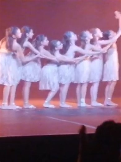 Gala de Danse Juin 2022 - Modern #danse #tempsdanse #concours #passion #classique #modern #friends #liberty #dancer