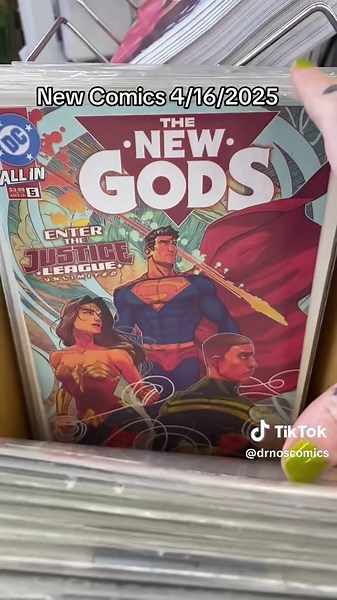 New Comics Available Now! What are you picking up this week? Tag us @drnoscomics in your comic haul! 📸 #newcomics #localcomicshop #newcomicsday #newcomicswednesday #dccomics #marvelcomics #indiecomics #drnoscomics