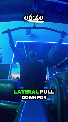 How I Start My Day: Walk, Weights, Swim 🚶🏾‍♀️👋🏾🏊🏾‍♂️