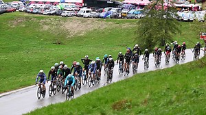 Dove vedere il Giro d'Italia 2025 live in TV e Streaming? Tutte le tappe in diretta integrale su Eurosport/Discovery  e Rai