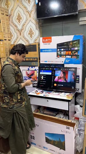 32 Inch Smart L.E.D TV 23000 May wholesale Price 0312-0127178 0302-2314642 Shop number F-39 first floor Amma tower Saddar M.A Jinnah Road Karachi LCD ifmx gaming led tv HDR voice control Netflix goggle Bluetooth tech Wi-Fi trending viral videos electronic market grow 4k #fyp #karachikimarket #ledtv #smarttv #viralvideo | Domestic Karachi