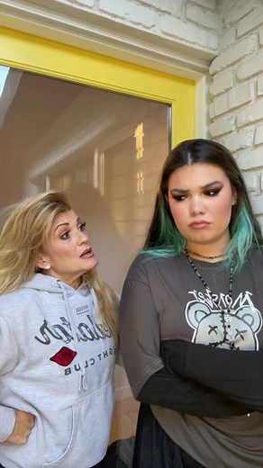 Best Friend Bonding Moments with Dianna De La Garza and Madison De La Garza