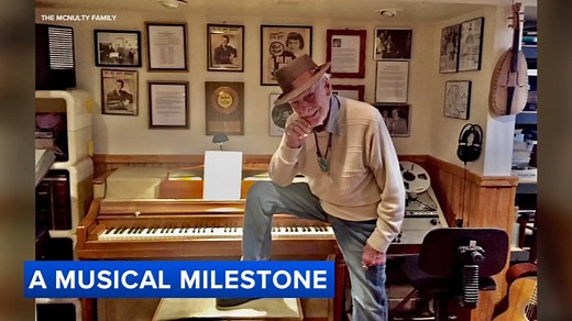 Retired WLS-TV Music Director Frank McNulty, who worked on 'The Oprah Winfrey Show,' turns 100