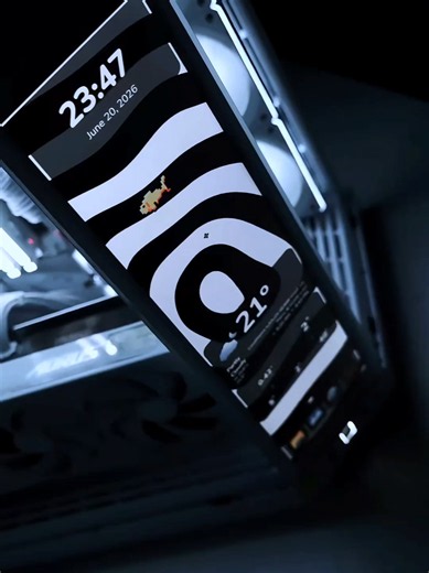 Pc Build White Hyte 70 con Aorus Master RTX 5080