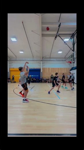Ho ho ho green giant! #ballislife #basketball #prodigy