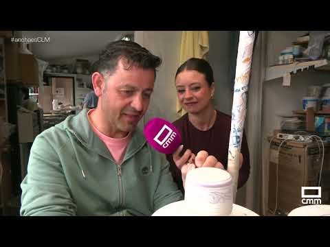 Alberto Acosta, ceramista ganador del bastón de Las Mondas de Talavera