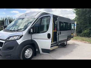 Peugeot Boxer Minibus