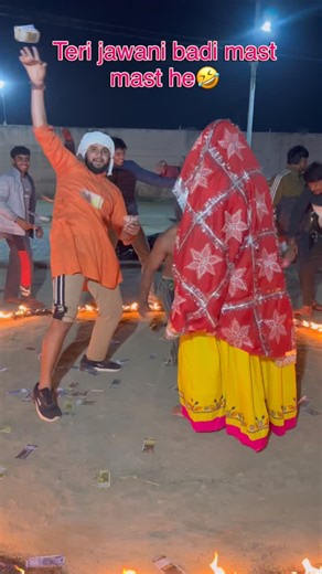 Alex Chaudhary Jaat on Instagram: "#Teri jawani badi mast mast he #❤️ #village #video ko jada se jada pyar do#❤️"