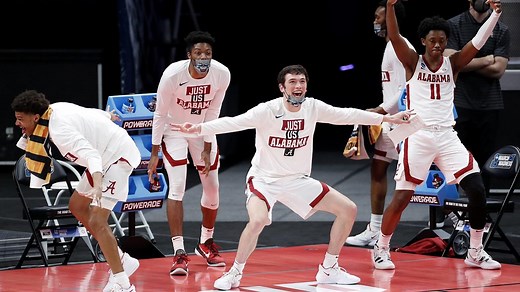 Check out the best moments from Monday's second round