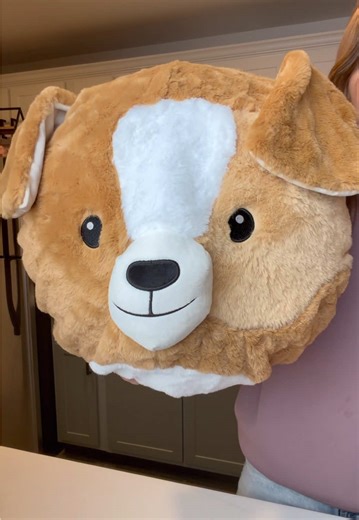 The bubble Plus yoga ball buddy is so cute! Encouraging your kids to move their body as well as being mindful. #YogaBallBuddy #YogaForKids #ToysForKids #Hand2mind #YogaBall