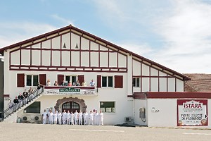 Fromagerie - Crèmerie - FROMAGERIE ISTARA - Larceveau-Arros-Cibits  Larzabale-Arroze-Zibitze