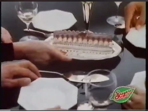 If someone has this ice cream back in the day, they had dividends! 😂 #nostalgia #nostalgic #fyp #fypシ #90s #90skids #90sthrowback #80s #80sbaby #80smusic #90snostalgia #80smusic #90smusic #foodtok