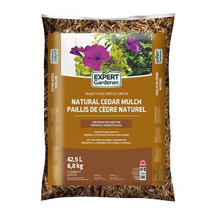Expert Gardener Natural Light Brown Cedar Mulch, 1.5 Cu. ft. (42.5 L) Bag – Wood Mulch for Landscaping and Garden Use - Walmart.ca