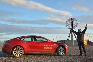 La première Tesla Model S livrée en Europe