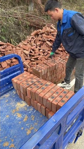 Simple Brick Carrying Tool – Smart DIY Invention 🔧🧱