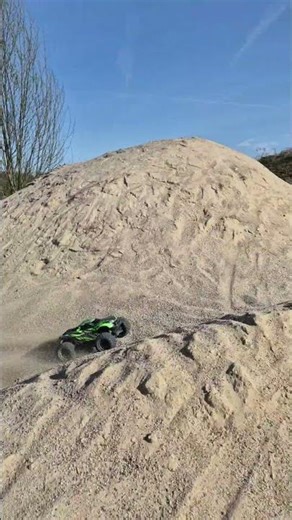 Mit meinem Traxxas Mini Maxx auf dem Bauhof ✌️😎