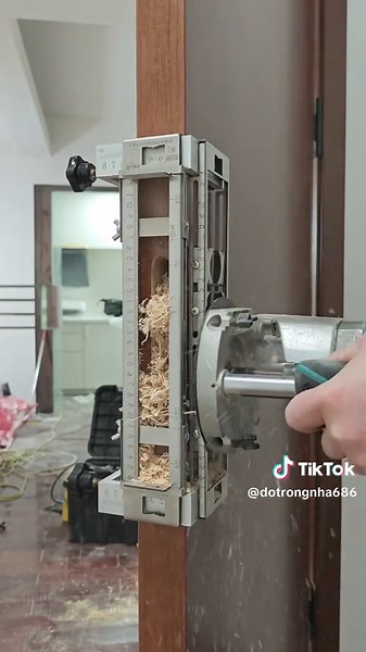 Expert Wooden Door Lock Installation Techniques