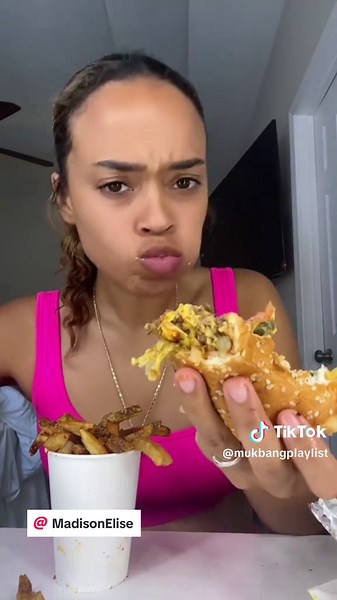Best Five Guys Mukbangs | Juicy Burgers & Cajun Fries