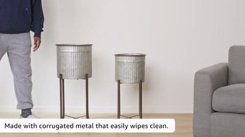 Creative Co-Op Set of 2 Iron Planters on Stands