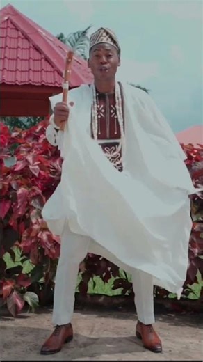 The album's USB drive is available for 5000f