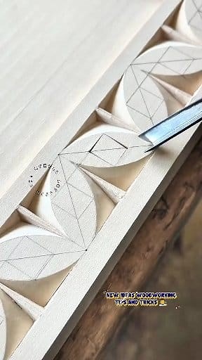 494K views · 4.1K reactions | With just a piece of wood and a carving knife, a woodcarver can create something truly special 望 #reels #Woodworking #WoodCarving #WoodCrafts #WoodArt #Handmade | Muhtar Agustin | Facebook