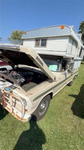 1967 Ford F250 Camper