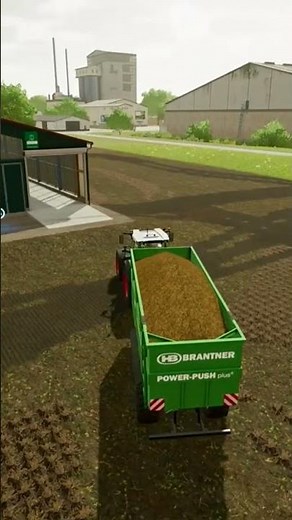 FS 22 Feeding cows in large barn. #farmingsimulator22 #farmingsimulator #fs22 #fs