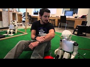 Marquette students show off robots