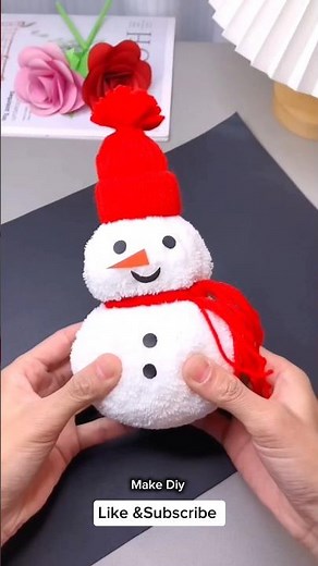 EASY No-Sew Towel Snowman DIY ⛄Quick & Cute Christmas Decoration for Beginners! #christmascreations