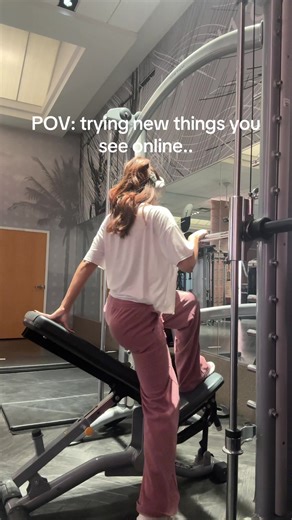 Someone explain to me what I’m doing wrong.. 😬😮‍💨 am I too tall, is the bench not fully customizable to properly do this.. I just want to be able to hip thrusts without having to set up on the floor every time.. #fyp #hipthrust #smithmachine #glutes #gymgirl