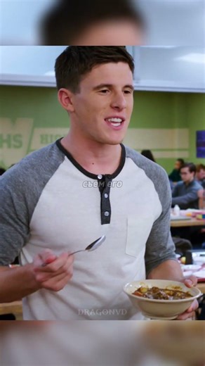 😱 Хулиган ОТОБРАЛ чужой обед, но внутри оказался жуткий сюрприз! 🔥