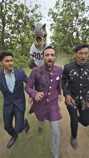 “2026 Dino Attack 😂”“Dinosaur Aavyo Bhago 😱😂”“Wedding Vlog Ma Dinosaur!” #dainosaur 🦖