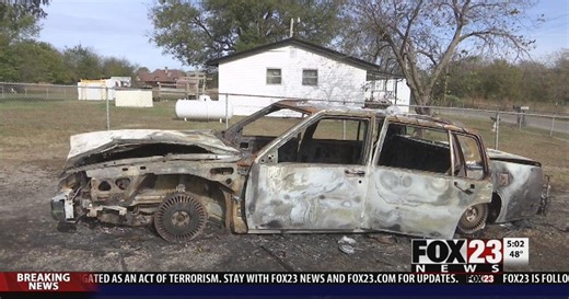 VIDEO: Mayes County officials investigate body found in burned car