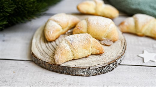 Nekynuté svatomartinské rohlíčky s ořechovou náplní: Křehké těsto, božská náplň a snadná příprava vás dostanou