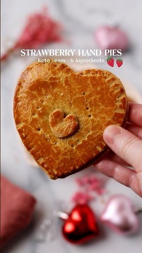 Keto Strawberry Hand Pies 🍓 Made with Keto Chow
