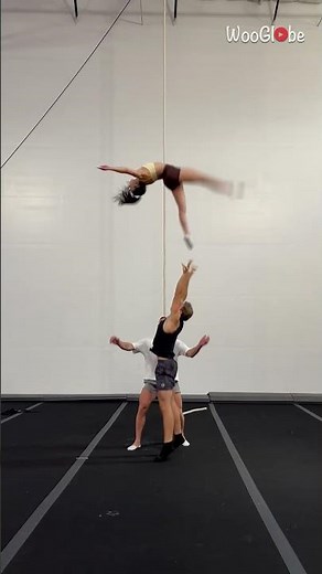 Acrobat Stunt Fail: Bold Attempt Ends in Unexpected Turn || WooGlobe