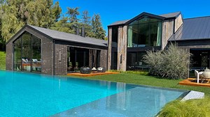 Modern Style Barn House in Hidden Hills, California designed by Nobel