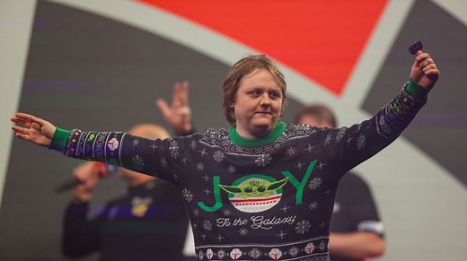 100 Scottish quiz questions for Christmas parties with friends and family